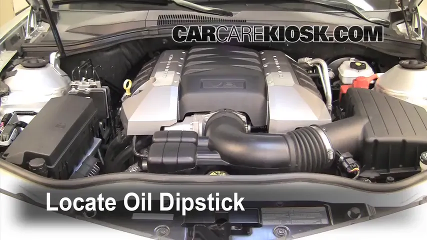 2010 Chevrolet Camaro SS 6.2L V8 Aceite Controlar nivel de aceite